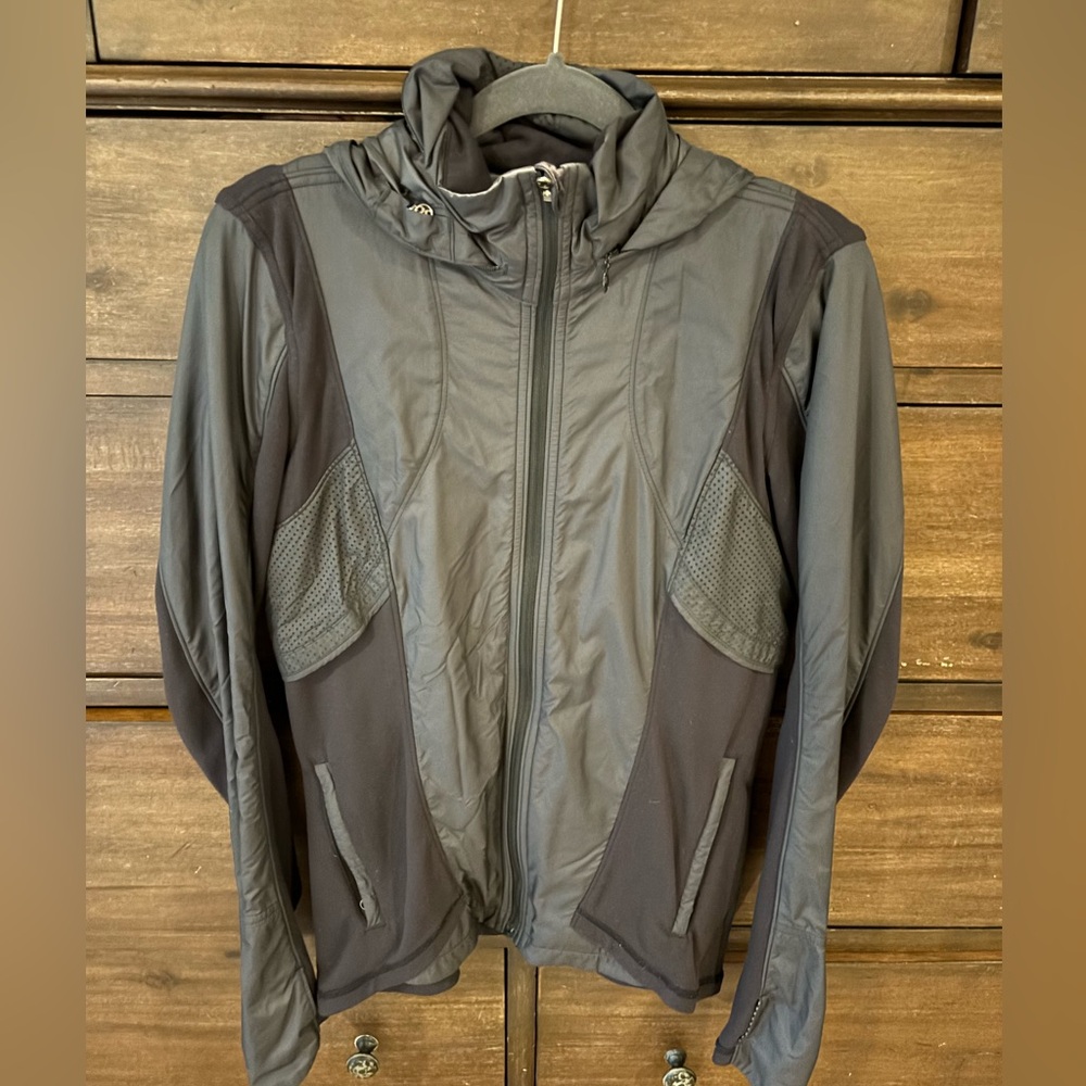 Lululemon running jacket